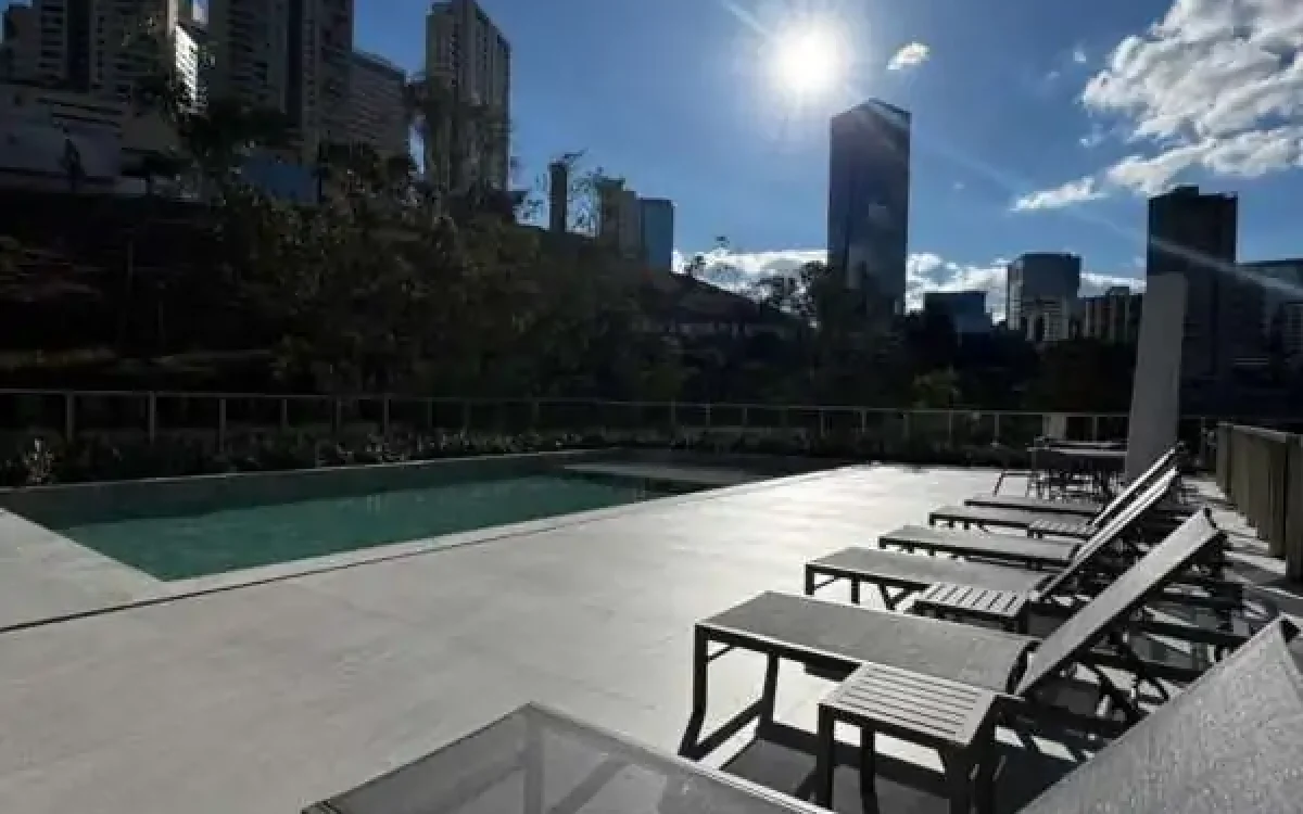 Piscina Apartamento para alugar no Vale do Sereno Edifício Denver